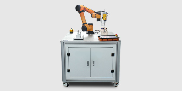 鎖螺絲成自動化突破口，堅豐機器人螺絲機或迎市場爆發(fā)